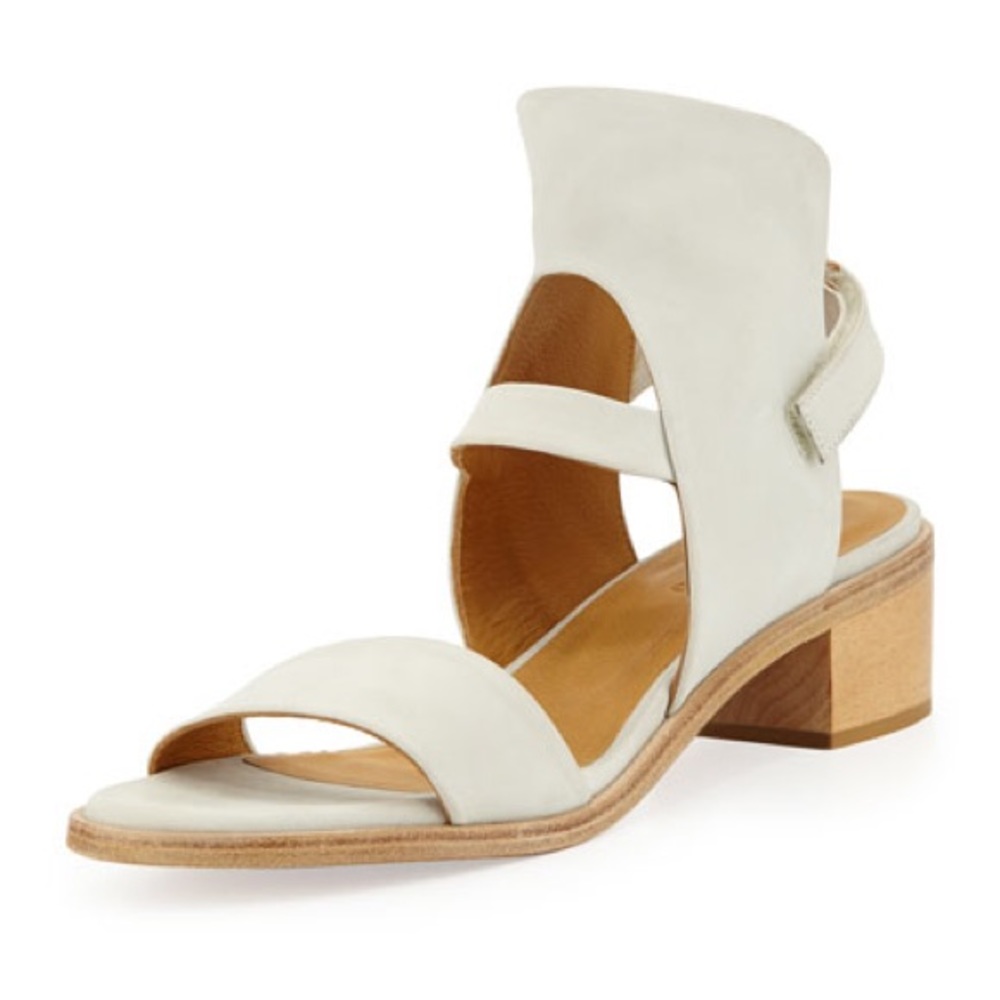 Coclico Tyrion Low Heel Sandals- Beige